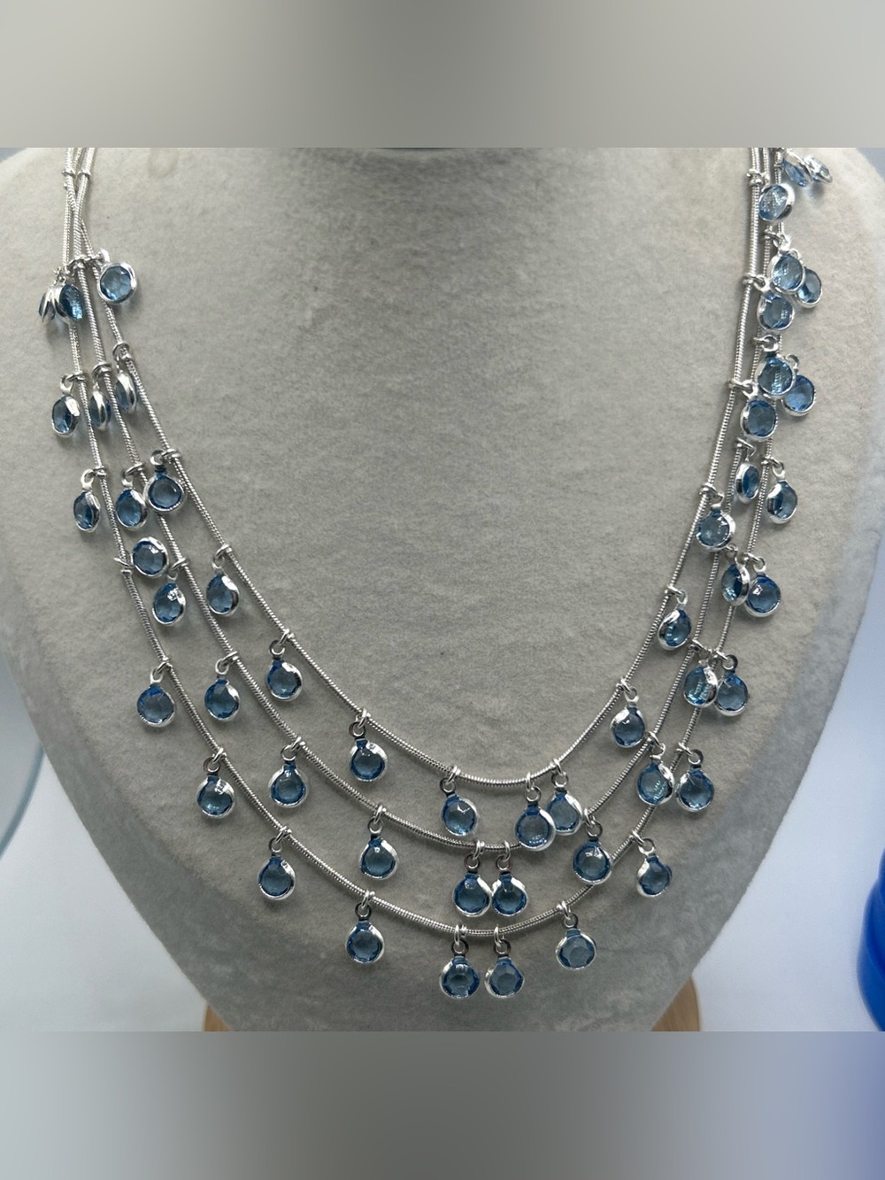 Vintage Anne Klein 3 Strand Necklace W/ Dangle Bezel Set Blue Beads Silvertone - Picture 9 of 9